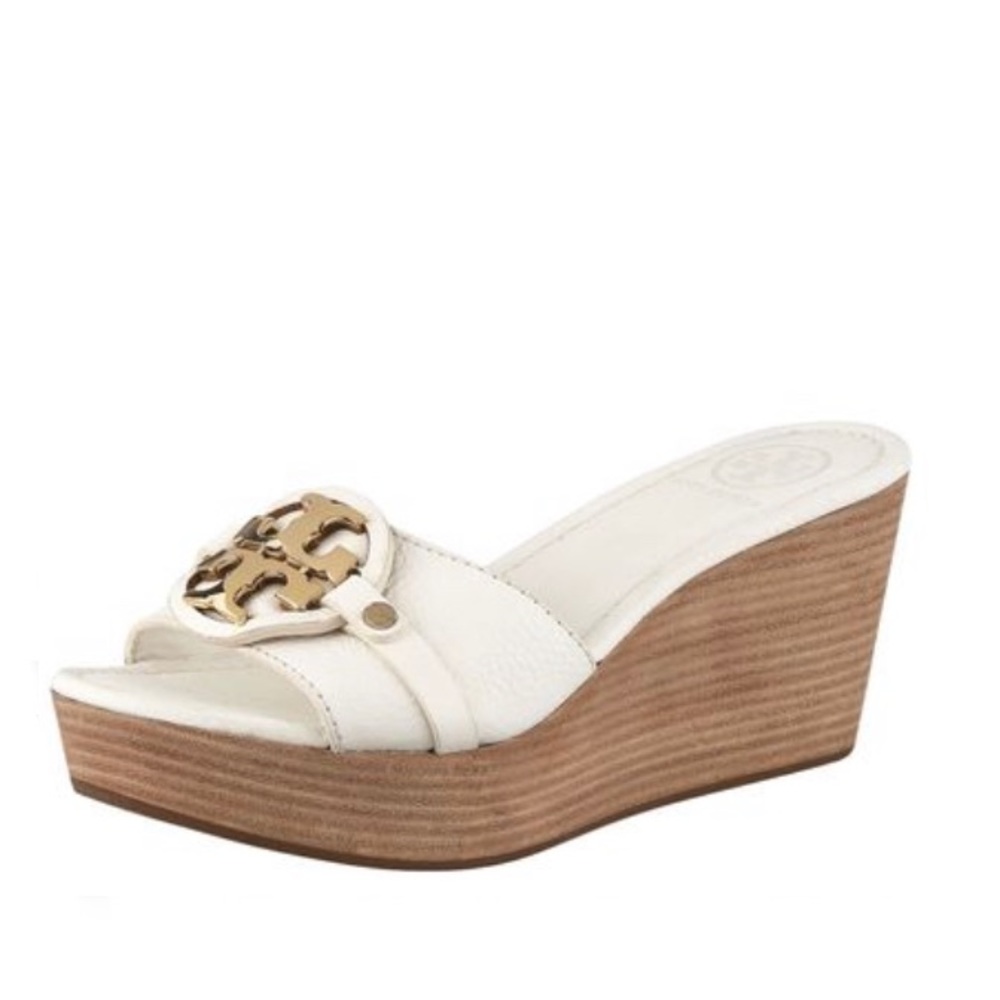 Tory Burch Patti 3 Wedge Sandals fit is 7.5